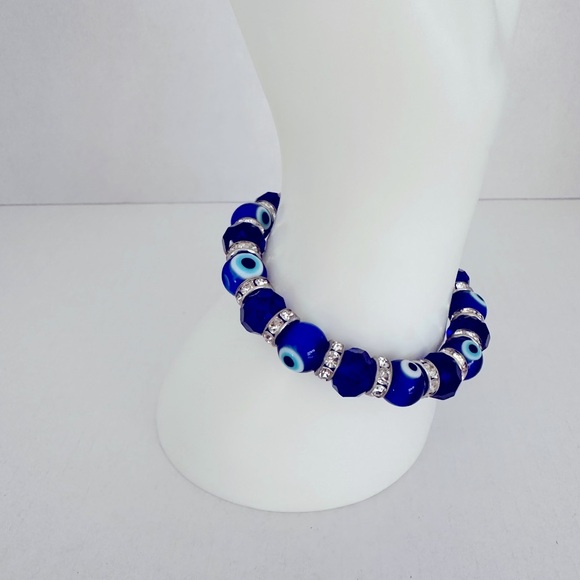 Blue glass beaded stretch bracelet eye design rhinestone spacers silver tone - Picture 3 of 6